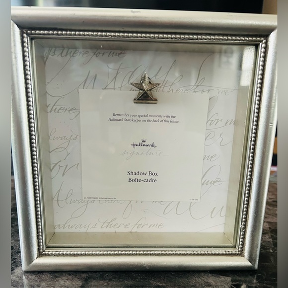 Hallmark Shadow Box - Picture 3 of 10